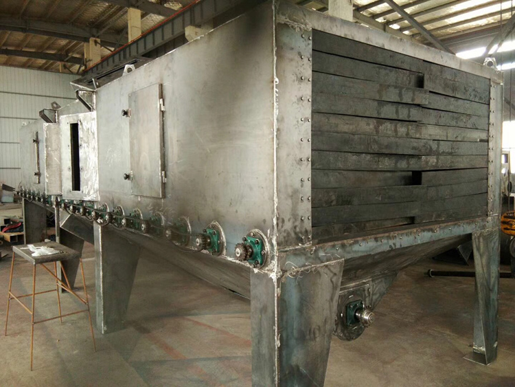 不规则工件辊道式抛丸机制作现场